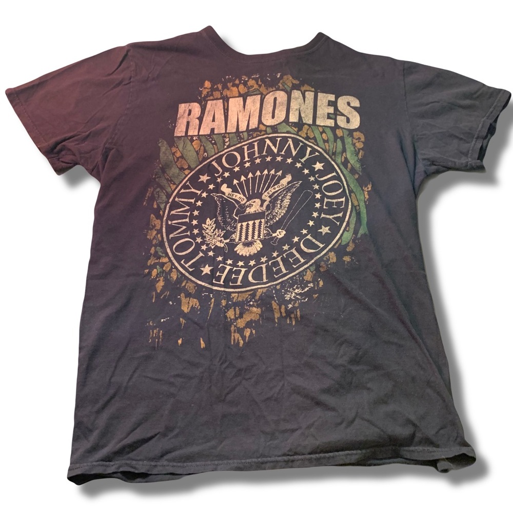 FashionNova Ramones Oversized T-Shirt 🎶👕